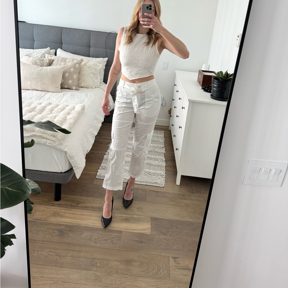 White cargo Michael Kors pants 🤍